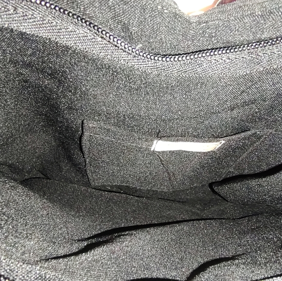 Mido Collection Button, Beaded, & Shell Handbag - Picture 4 of 12